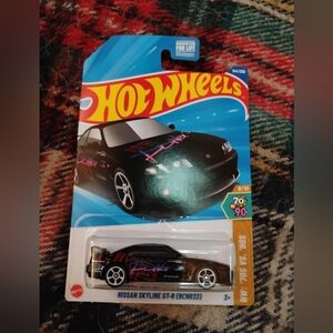 Hot Wheels HW 70s vs 90s Nissan Skyline GTR BCNR33 HKS